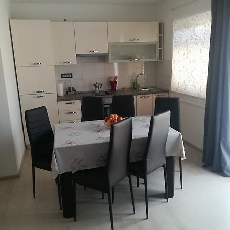 Valki Apartamento Poreč Exterior foto